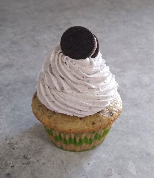 Amy Lyns Sweet Shoppe Cupcakes